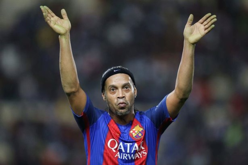 Ronaldinho là ai và hành trình thi đấu đỉnh cao của anh - Vaoroitv